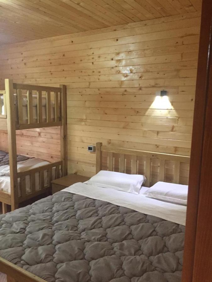 Guesthouse Demushi วัลโบเนอ ภายนอก รูปภาพ