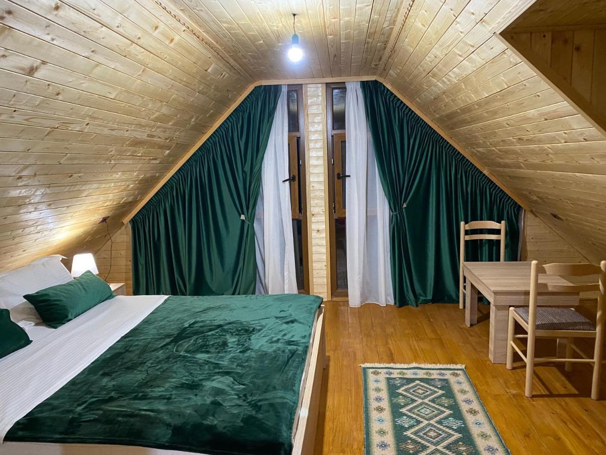 Guesthouse Demushi วัลโบเนอ ภายนอก รูปภาพ