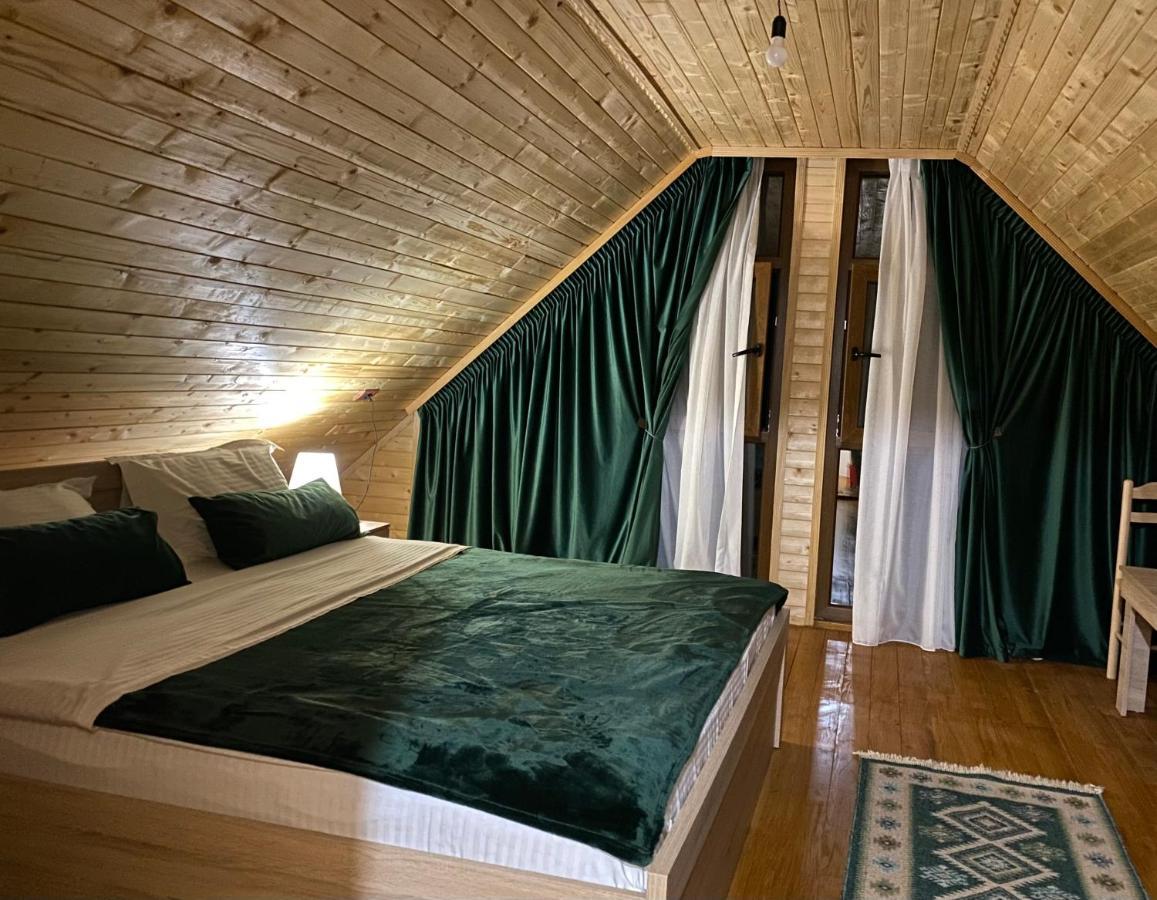 Guesthouse Demushi วัลโบเนอ ภายนอก รูปภาพ