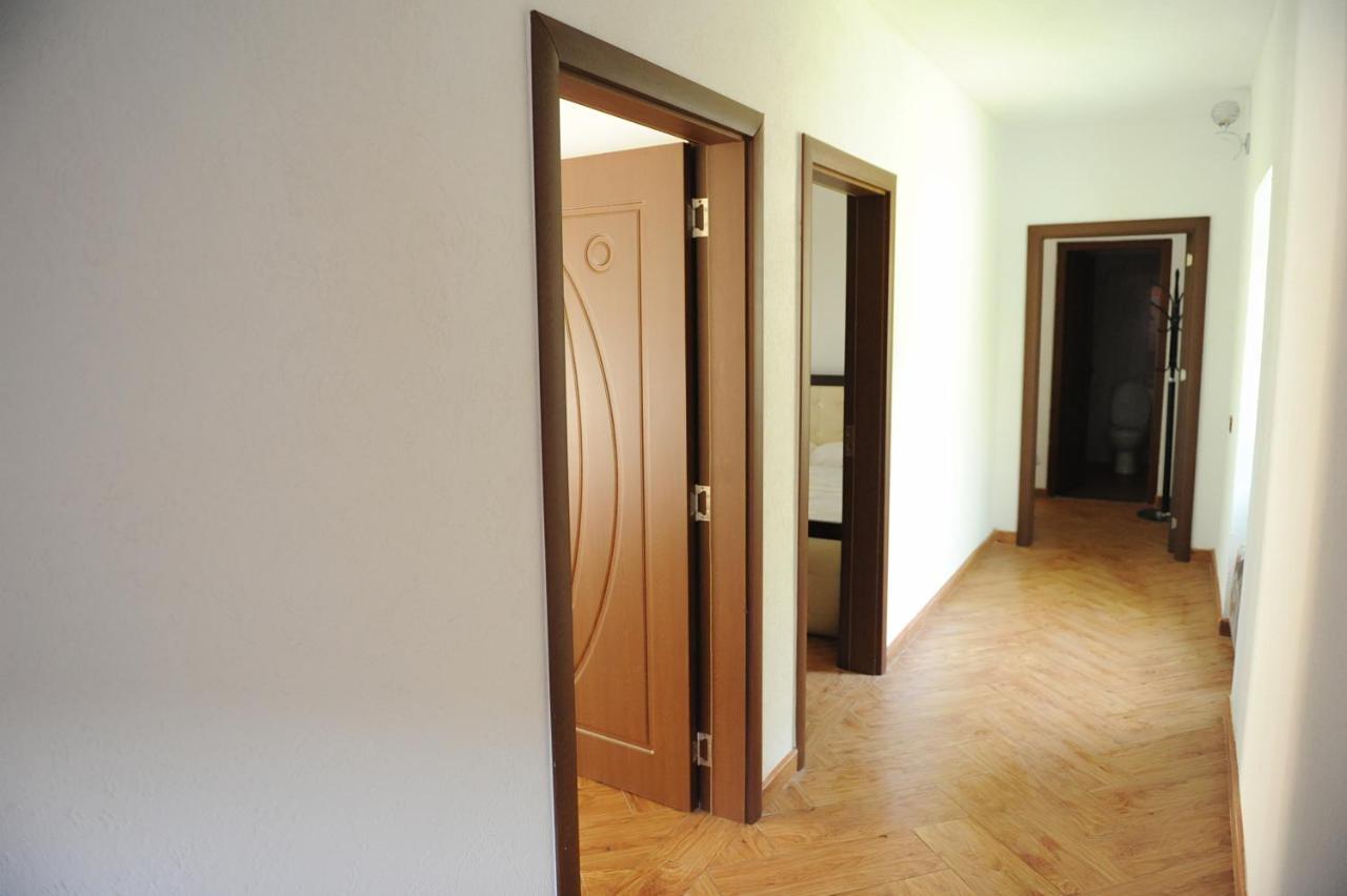 Guesthouse Demushi วัลโบเนอ ภายนอก รูปภาพ